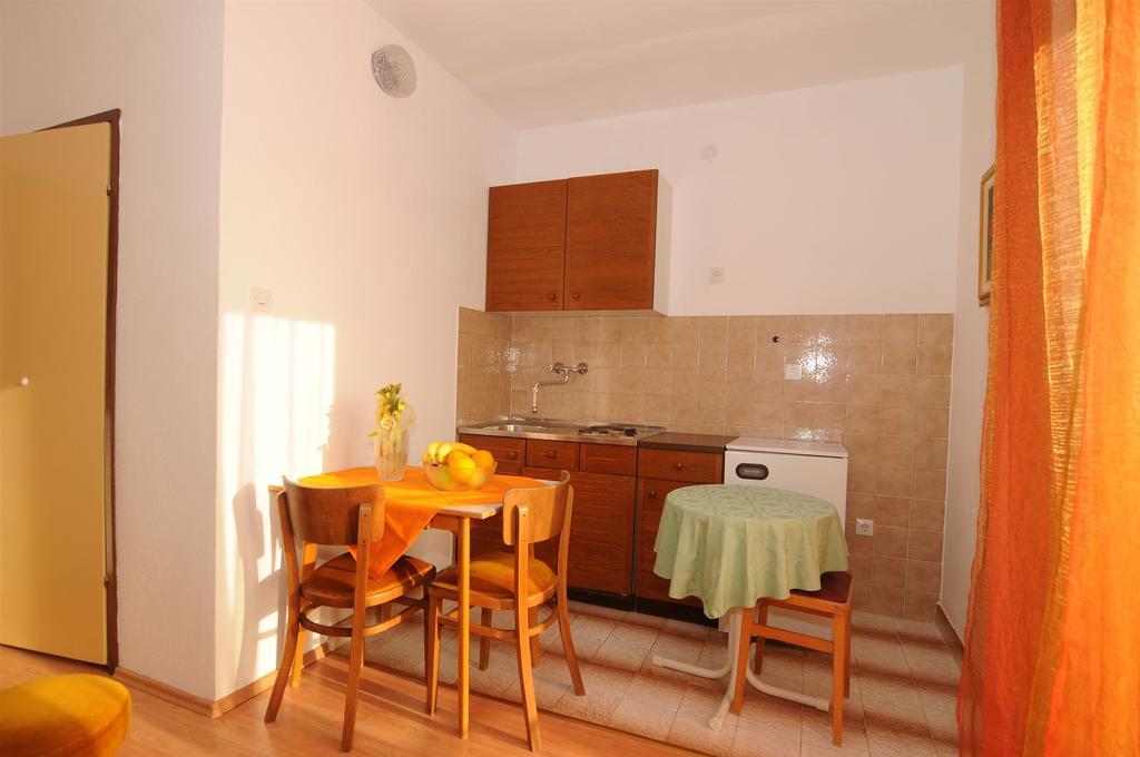 Apartments Katica Makarska Exterior foto